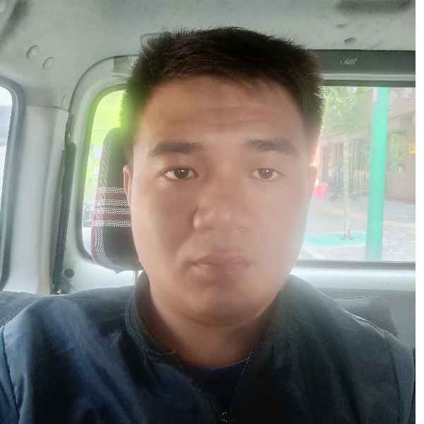 35岁岁山西单身帅哥 - 昌都吉缘网