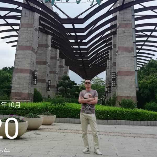 40岁岁四川单身帅哥 - 昌都吉缘网