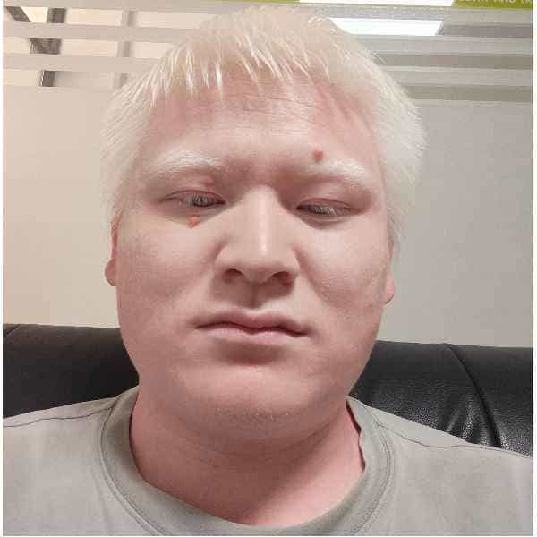30岁岁安徽单身帅哥 - 昌都吉缘网