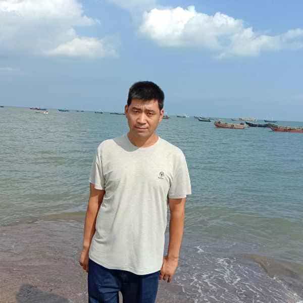 44岁岁辽宁单身帅哥 - 昌都吉缘网