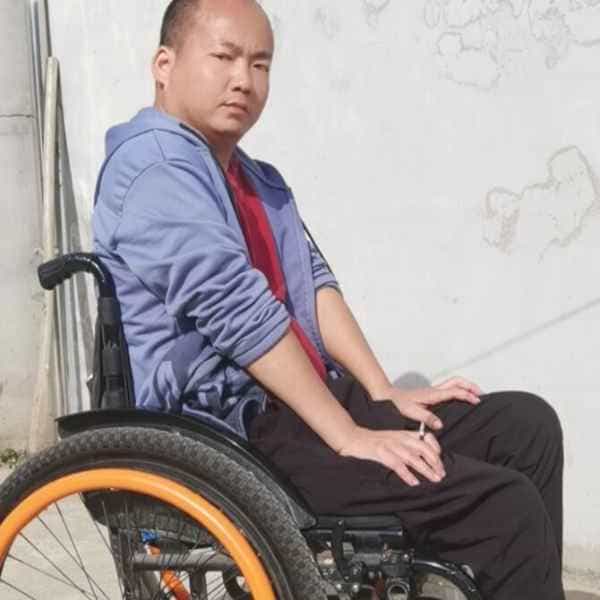 37岁岁陕西单身帅哥 - 昌都吉缘网