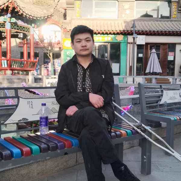 35岁岁甘肃单身帅哥 - 昌都吉缘网