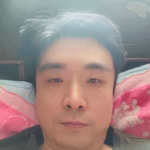 43岁岁河南单身帅哥 - 昌都吉缘网