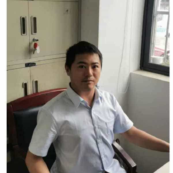 35岁岁河南单身帅哥 - 昌都吉缘网
