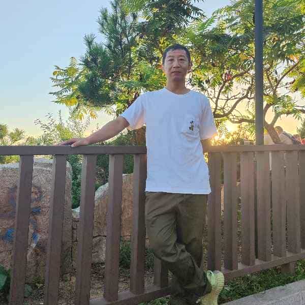 47岁岁辽宁单身帅哥 - 昌都吉缘网