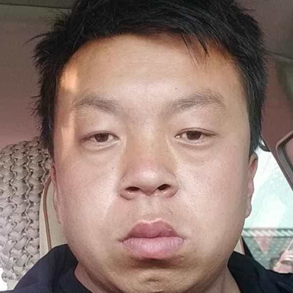 32岁岁内蒙古单身帅哥 - 昌都吉缘网
