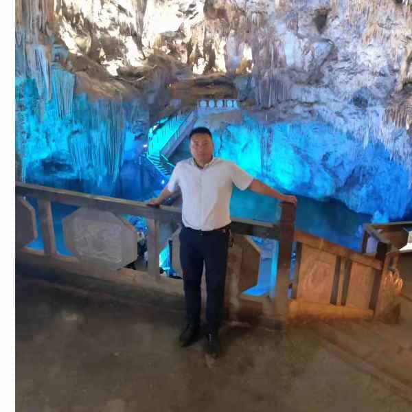 35岁岁云南单身帅哥 - 昌都吉缘网