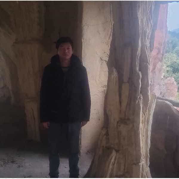 36岁岁湖北单身帅哥 - 昌都吉缘网