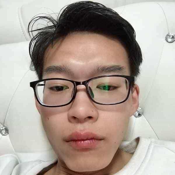 23岁岁河南单身帅哥 - 昌都吉缘网