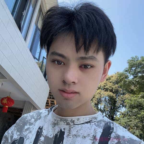 32岁岁四川单身帅哥 - 昌都吉缘网